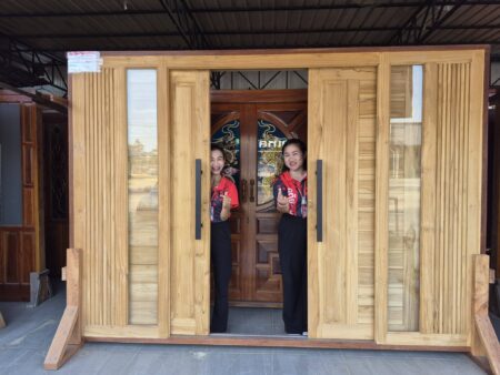 การเลือกประตูหน้าบ้าน